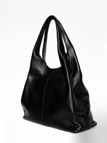 Giulia Leather Shoulder Bag in Black