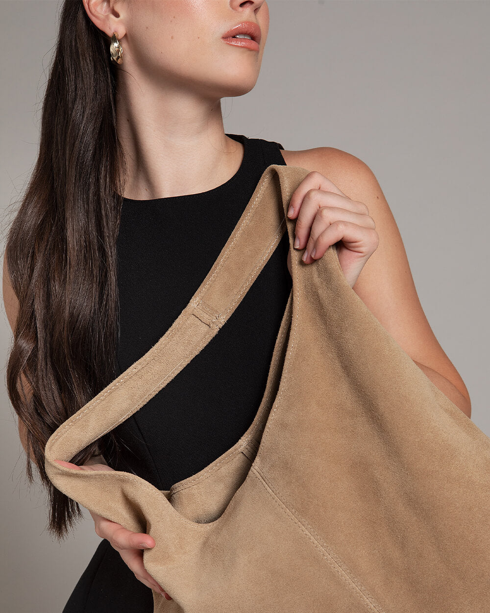 Camilla Suede Tote Bag in Sand