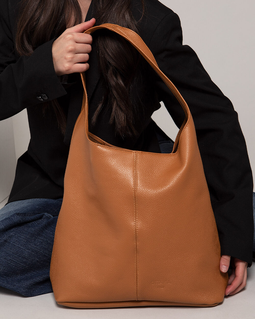 Sienna Tan Leather Hobo Bag