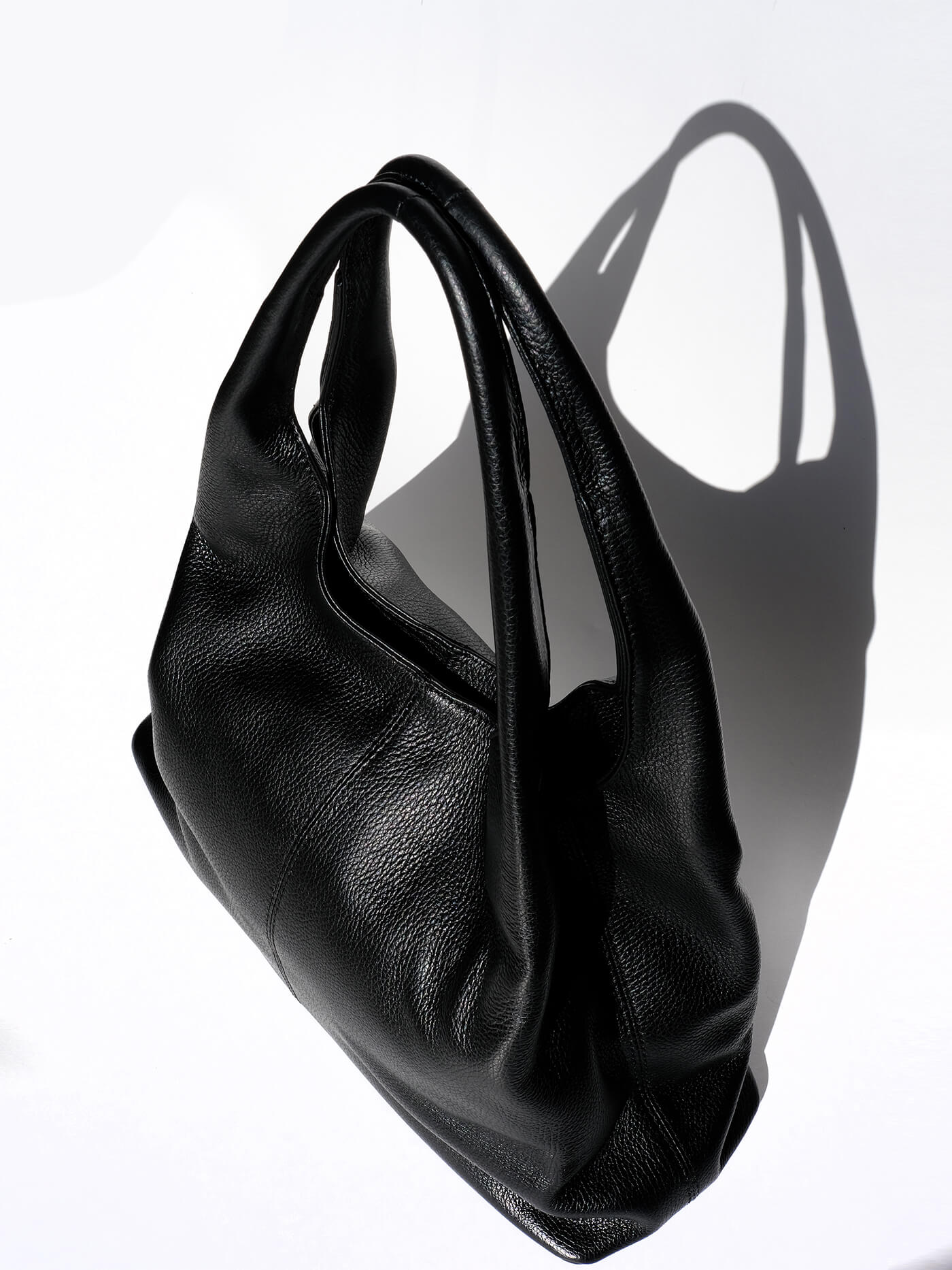 Giulia Leather Shoulder Bag in Black - OTTAVIA