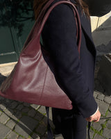 Giulia Leather Shoulder Bag in Burgundy - OTTAVIA