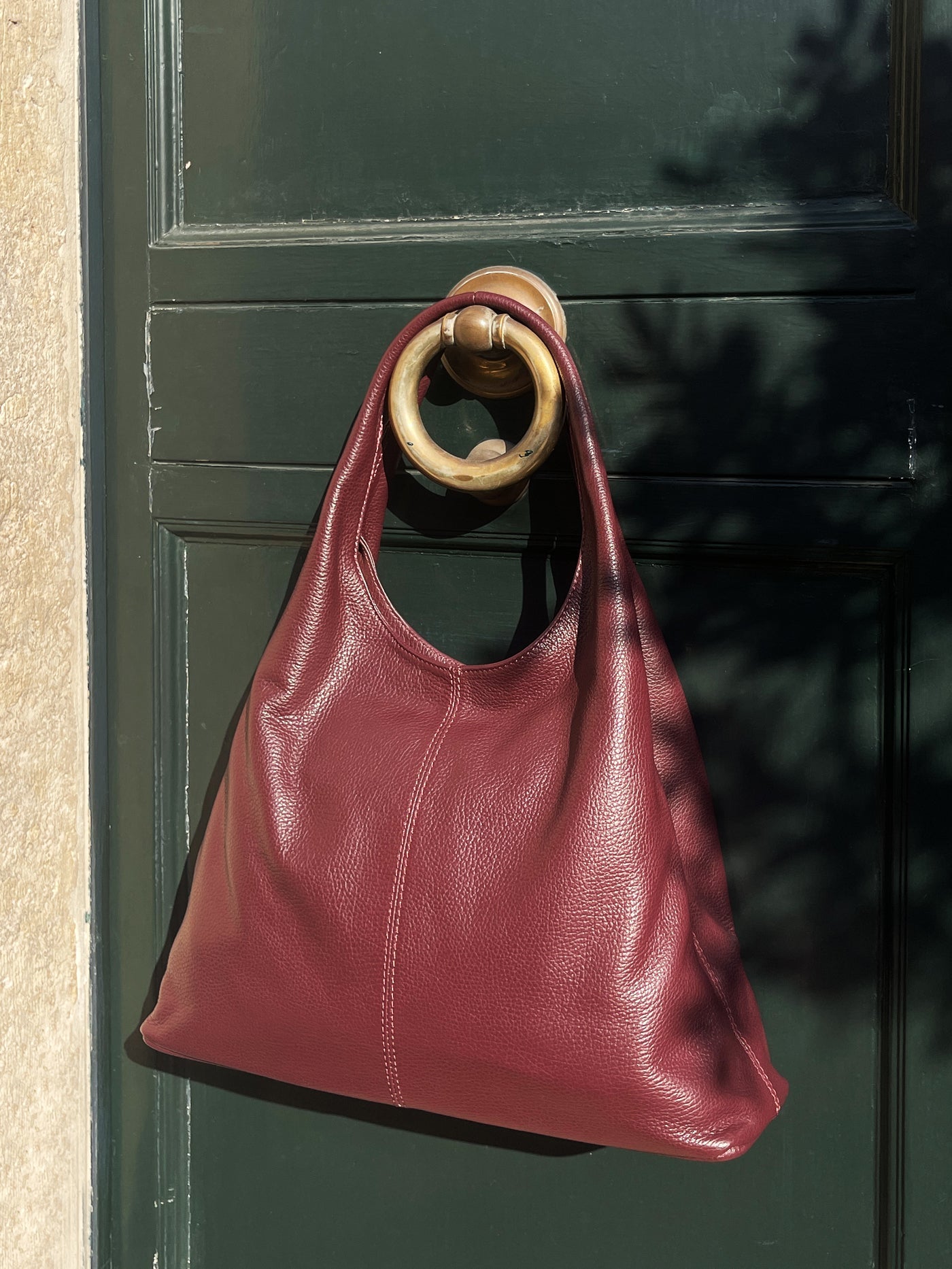 Giulia Leather Shoulder Bag in Burgundy - OTTAVIA