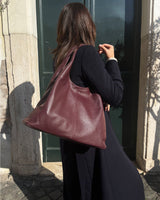 Giulia Leather Shoulder Bag in Burgundy - OTTAVIA